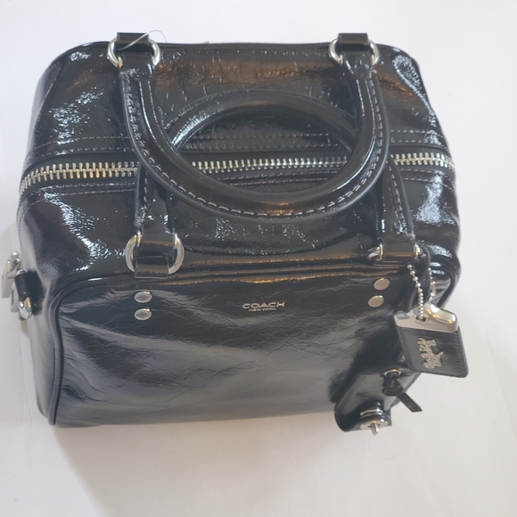 Coach Cube Rogue Bag Black Glazed Leather NWT - Picture 4 of 10